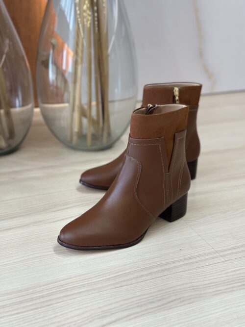 BOTA CAMEL